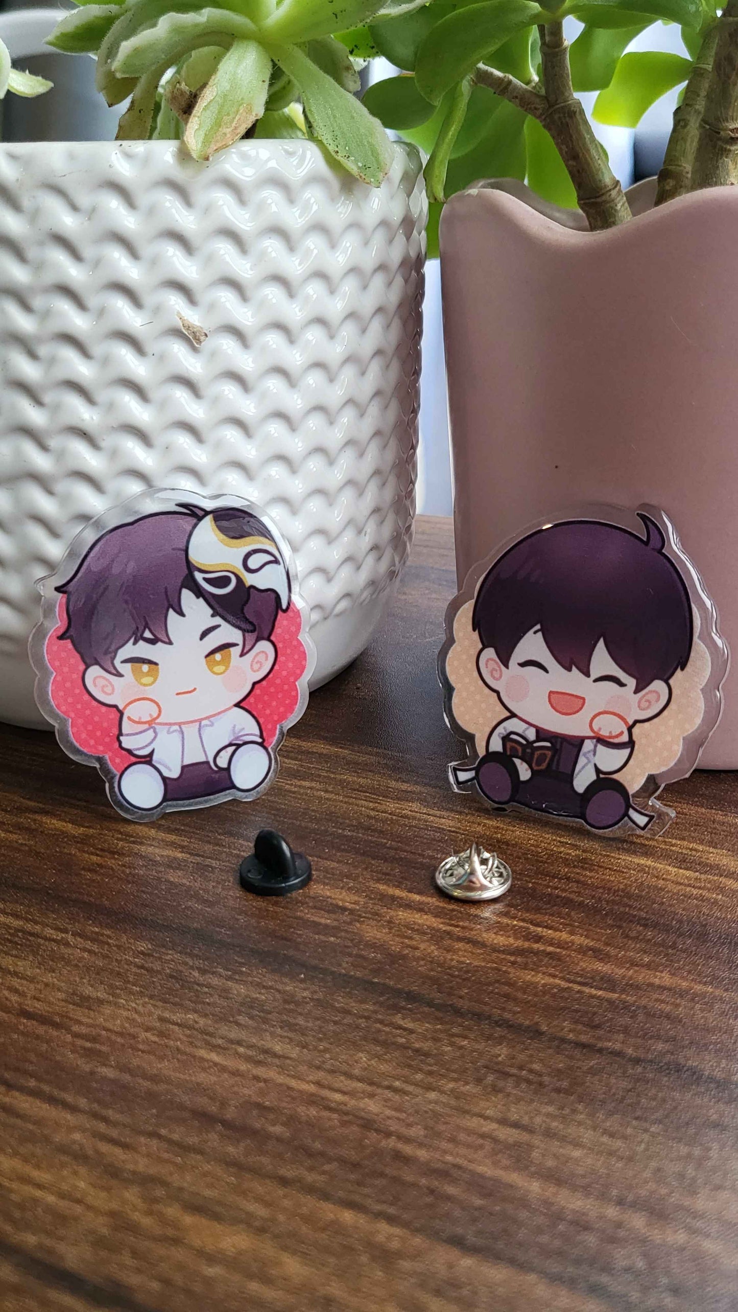 Love Illusion lucky cat pins